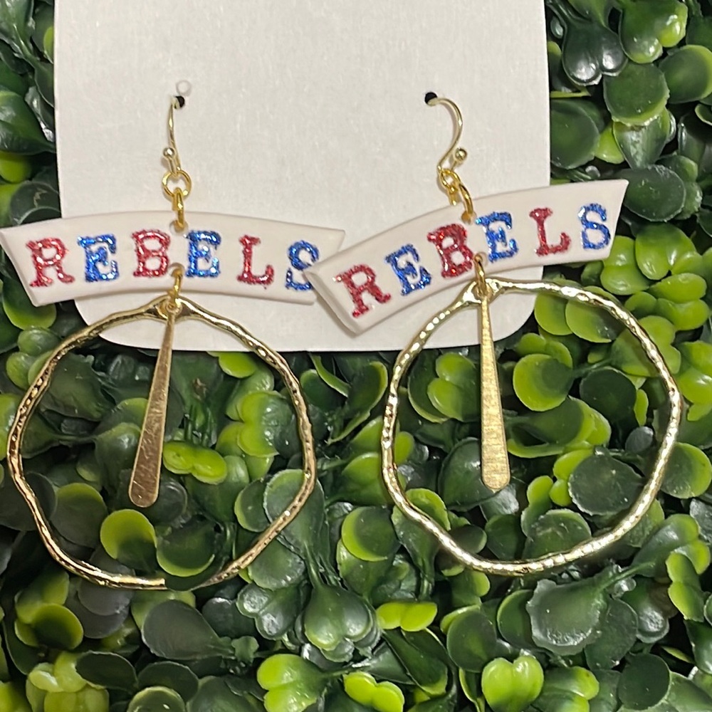 ❤️💙 LAST ONE!! NEW Isabelle Ole Miss Rebels Dangle Game Day Earrings Gifts